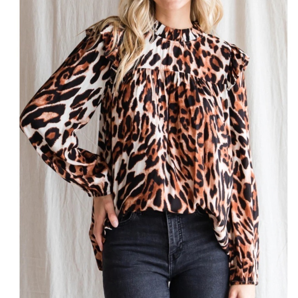 Jodifyl Women’s Leopard Pattern Take Me to the Bottom Long Sleeve Blouse Sz Sm